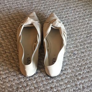 Zara cream pointed flats - worn once